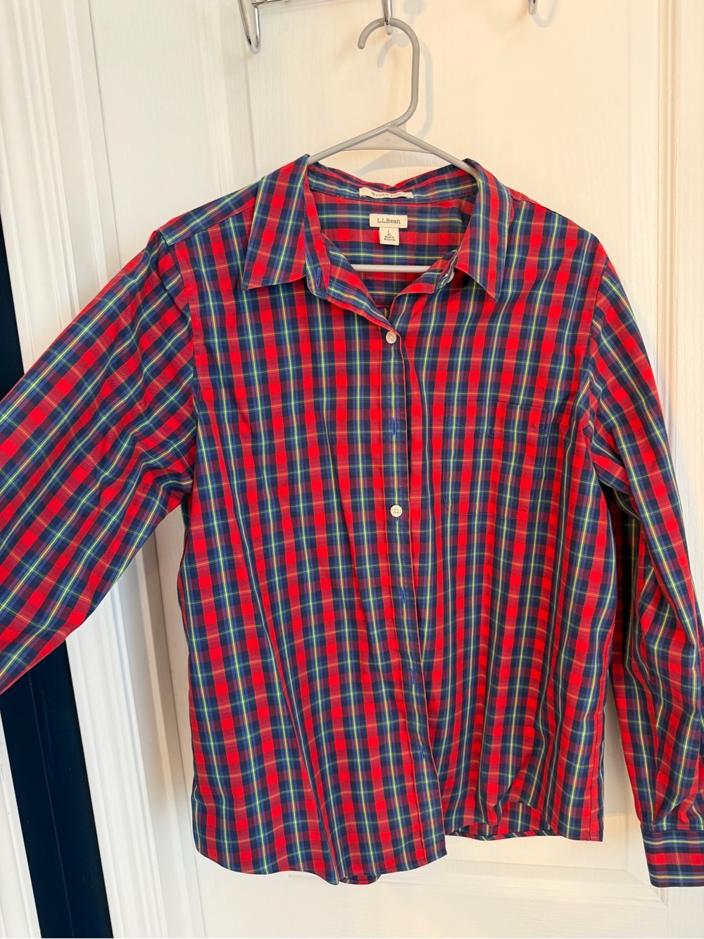 L.L. Bean wrinkle-free Red Plaid Button-Down Women's Shirt